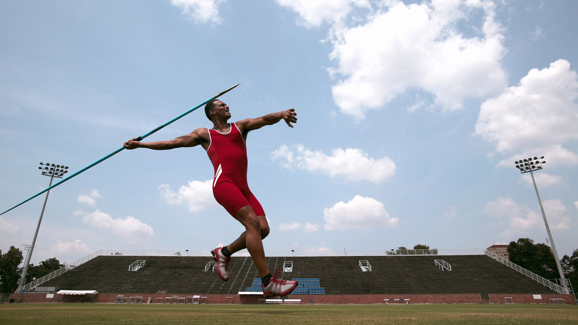 开云体育下载-若日尼奥的脚尖，踩住了波斯铁骑的脉搏  第2张