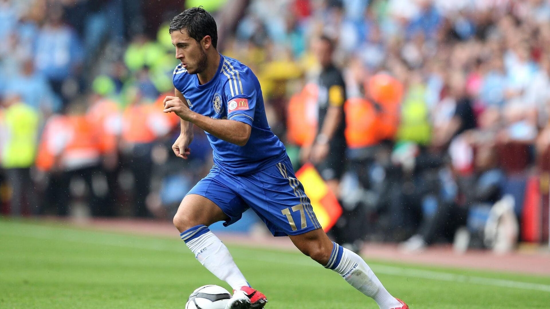 开云体育世界杯-教科书级防守，巴斯托尼如何用智慧与优雅，让沙特攻势在雷恩城墙前撞得粉碎？  第2张